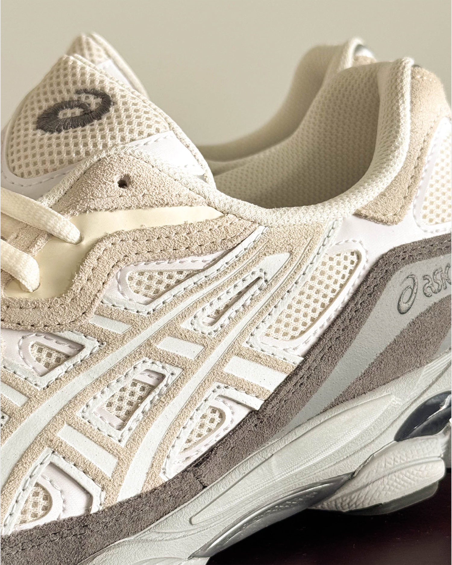 AsicsGelNYCSneakerCreamWhiteCU
