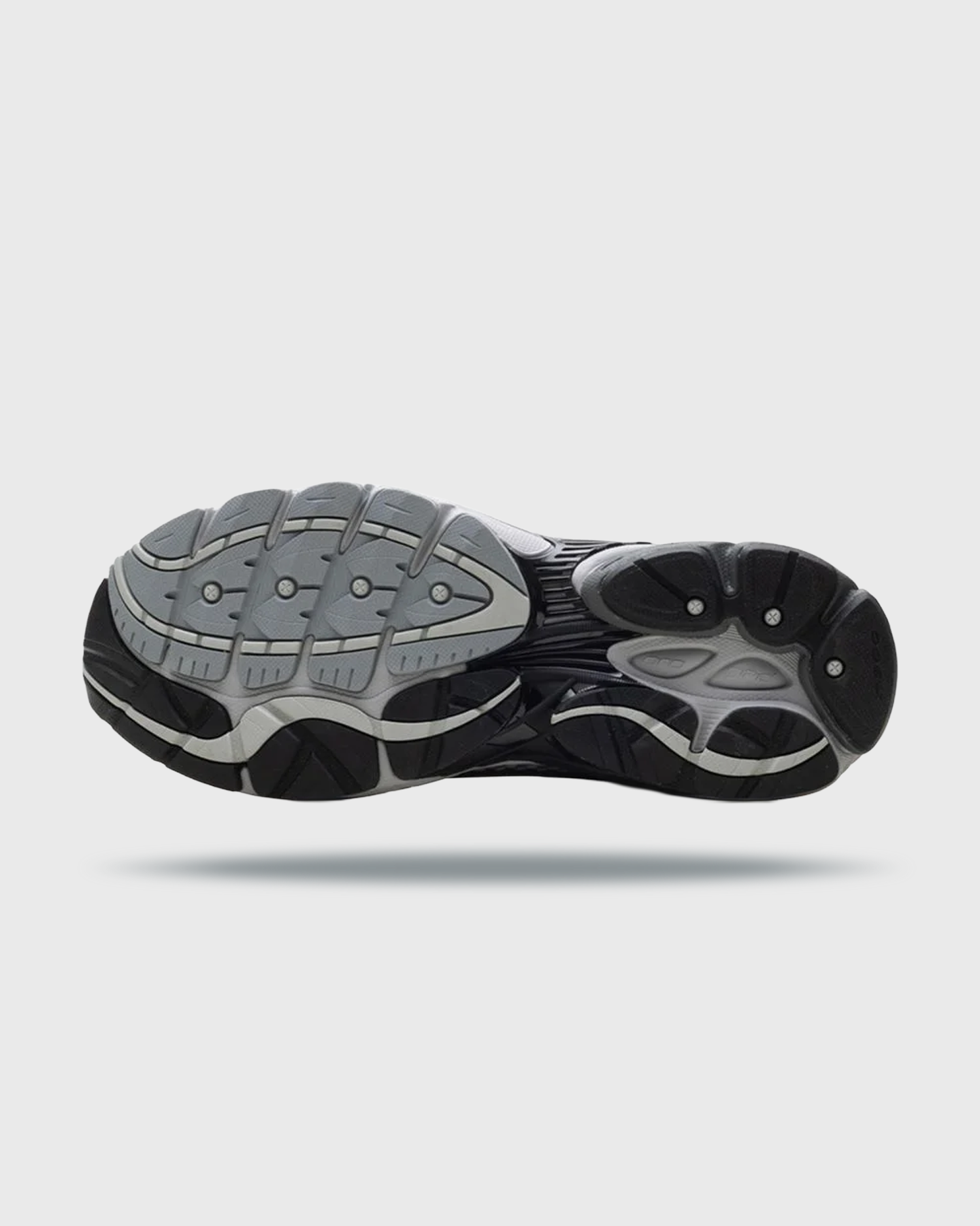 SauconyOmni9MicrochipOA