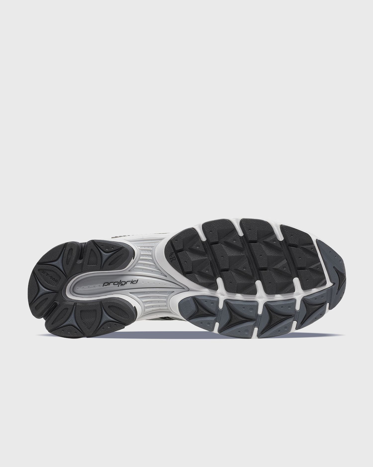 sauconyprogidtriumph4sneakerwitsilver