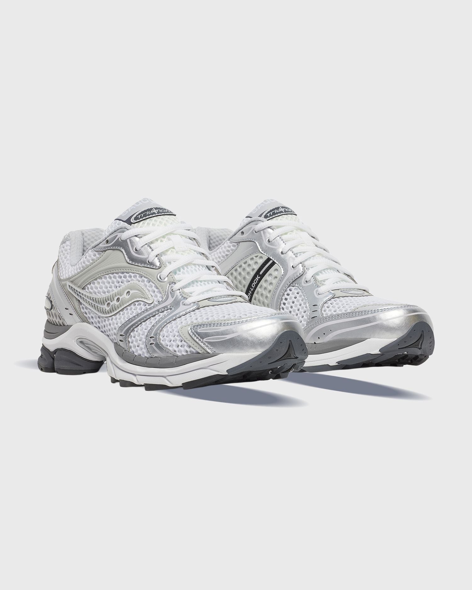 sauconyprogidtriumph4sneakerwitsilverzijaanzicht
