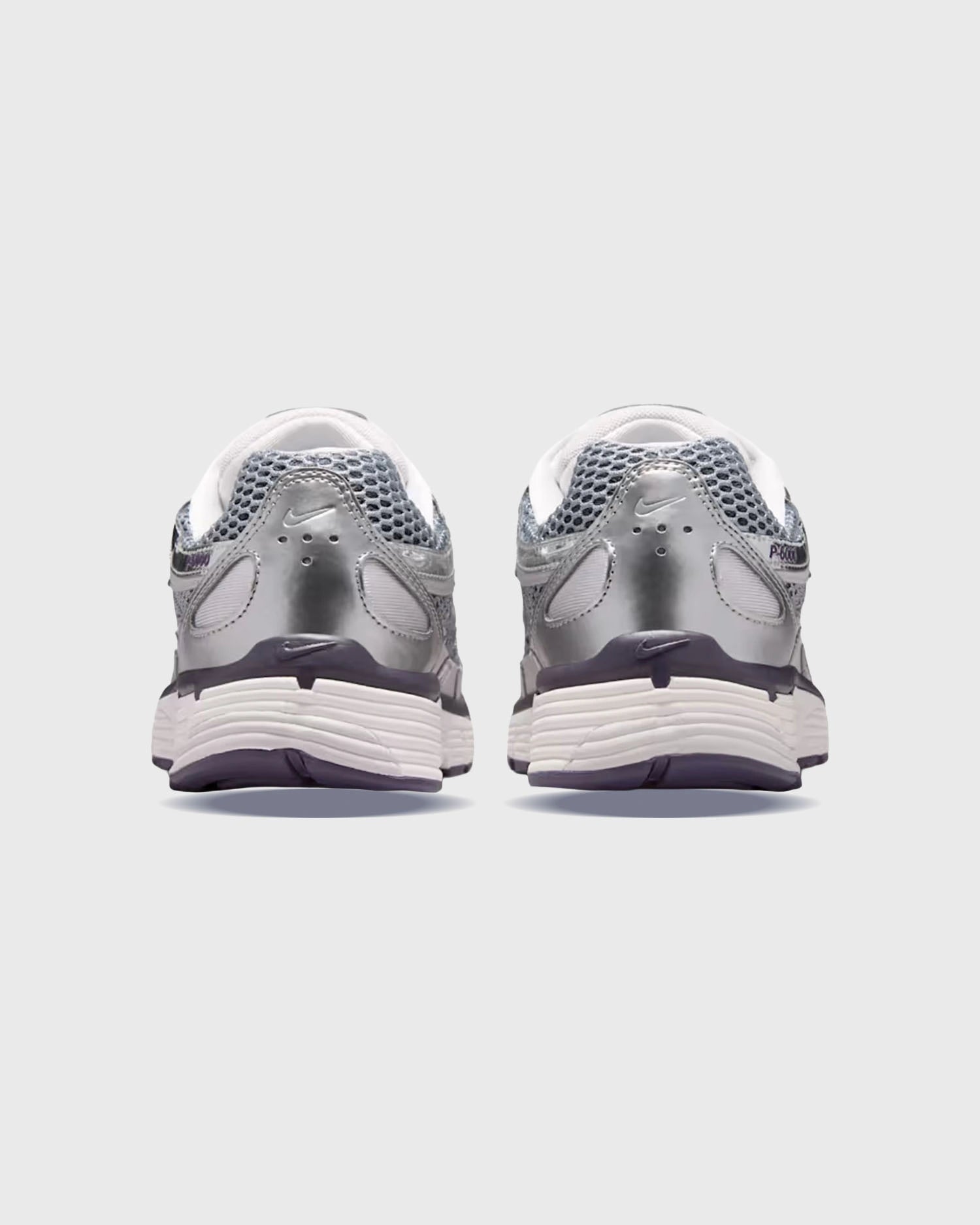 nike-p-6000-sneaker-vast-grey-metallic-silver-dark-raisin-ix0364-078-achteraanzicht