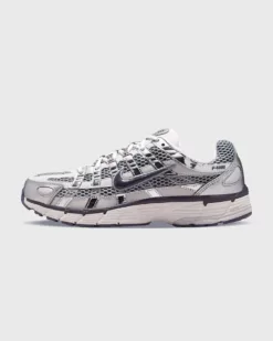 Nike P-6000 Sneaker Vast Grey/Metallic Silver/Dark Raisin