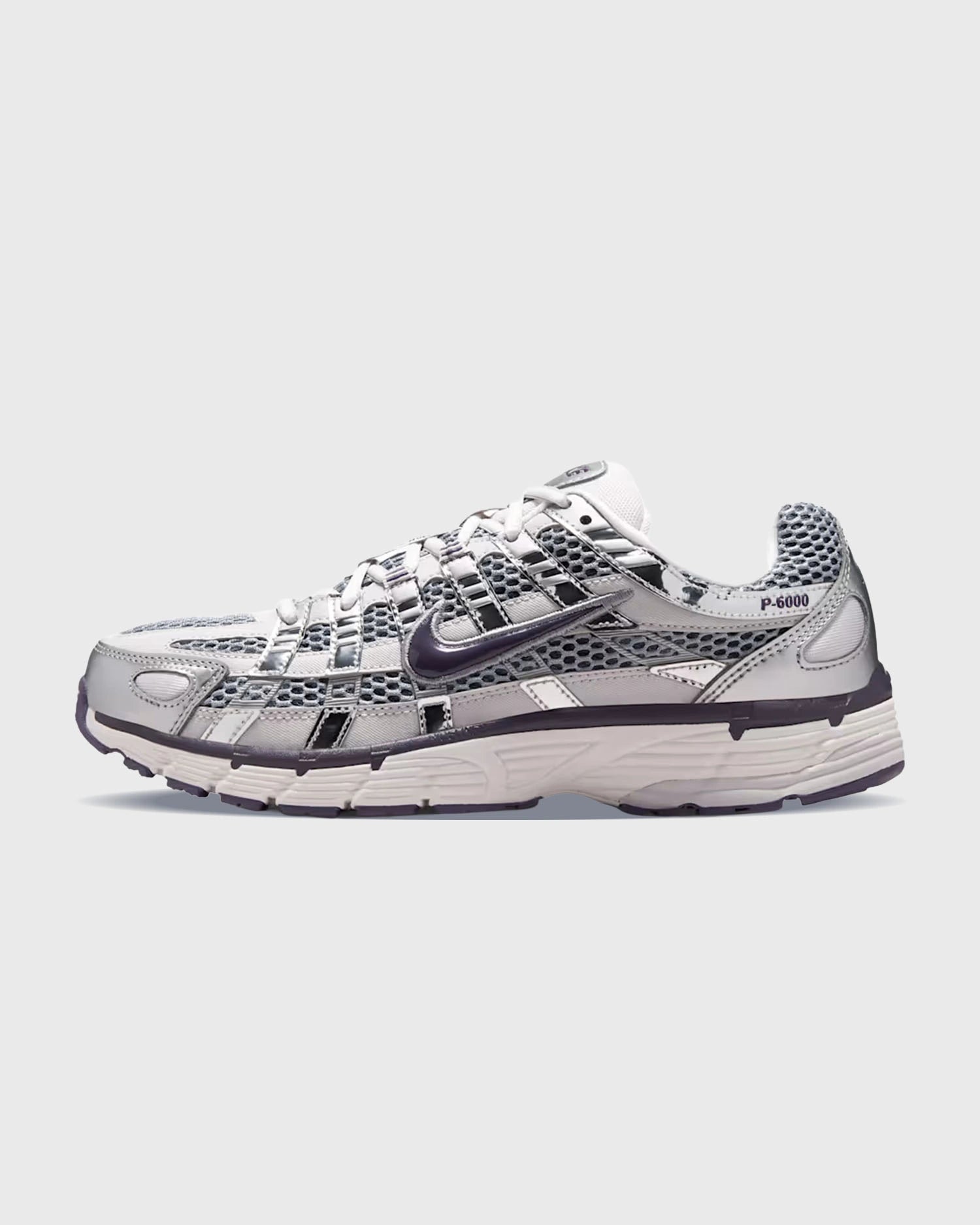 nike-p-6000-sneaker-vast-grey-metallic-silver-dark-raisin-ix0364-078-linkeraanzicht