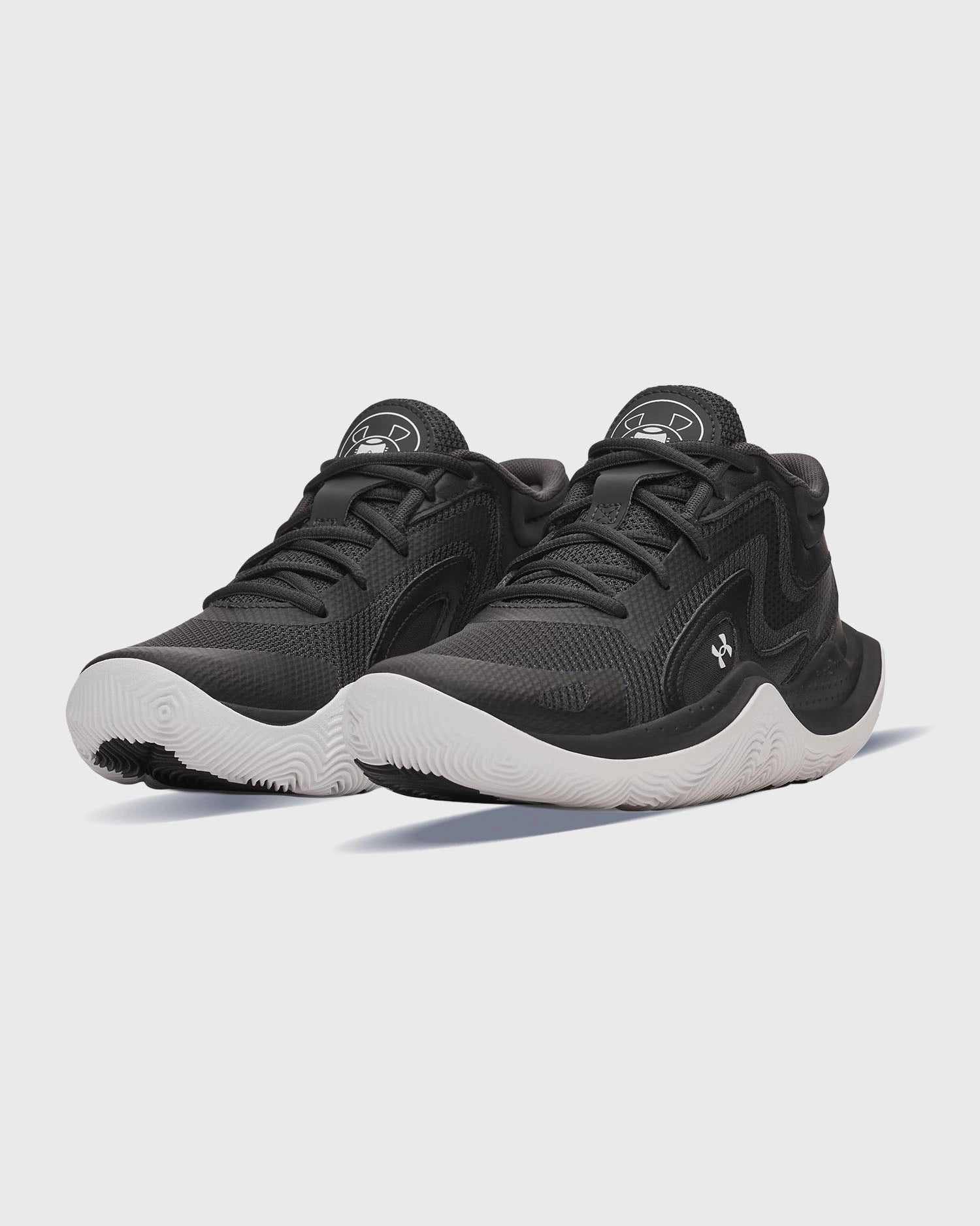 under-armour-jet-25-gs-zwart-6001587-002-zijaanzicht