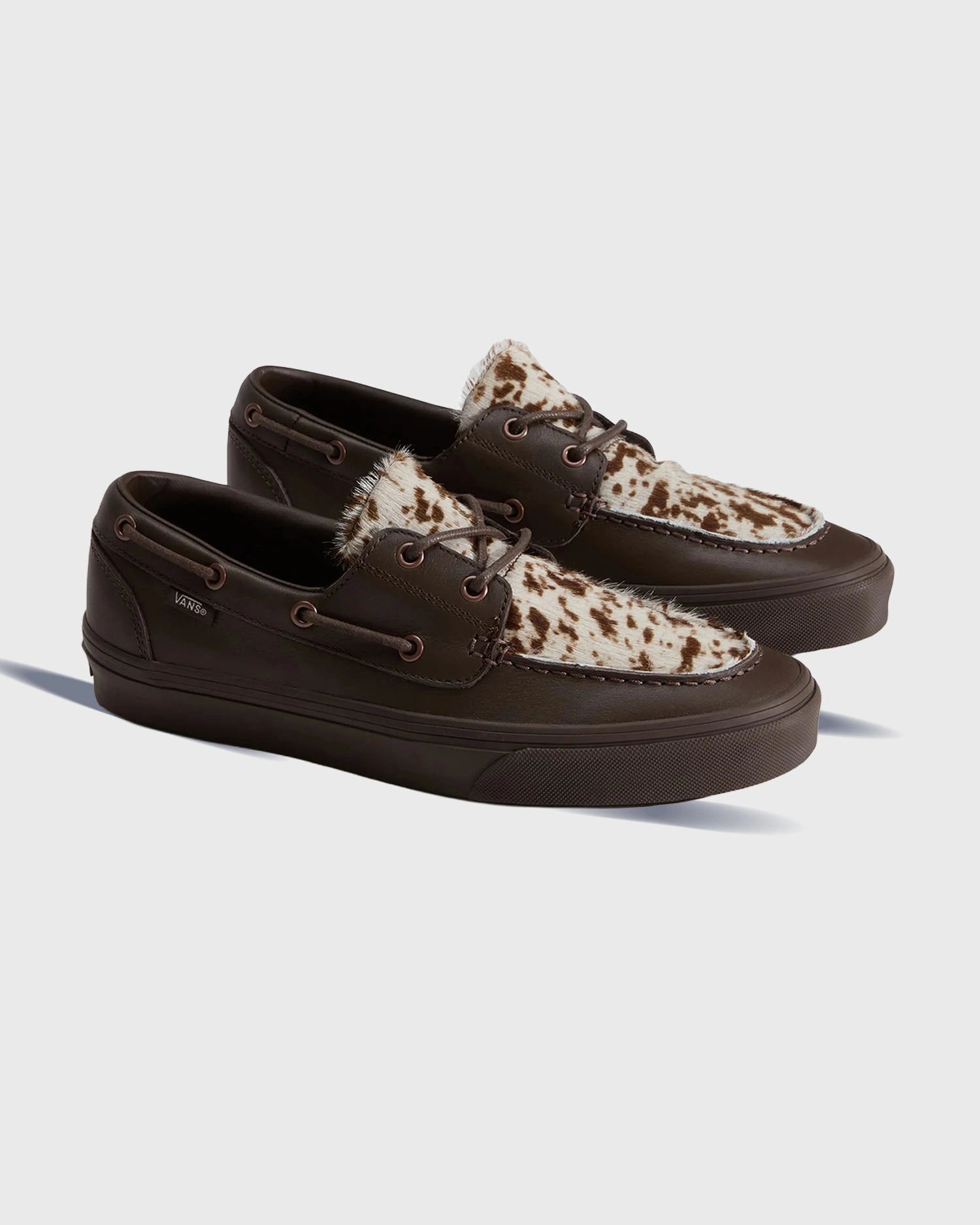 vans-2-eyelet-boat-shoe-pony-hair-bruin-luipaard-vn000z96drb1-productfoto-zijaanzicht-4
